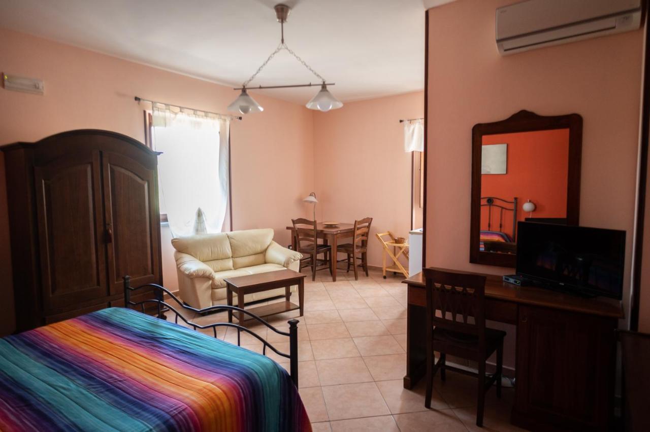 Antico Casale - Camere Con Angolo Cottura Agropoli Ngoại thất bức ảnh