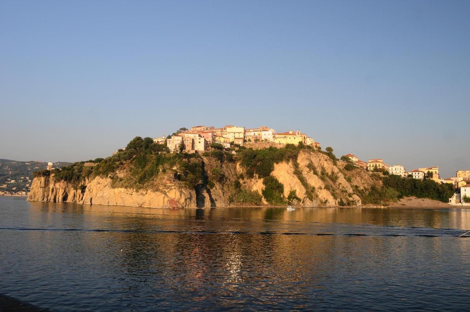 Antico Casale - Camere Con Angolo Cottura Agropoli Ngoại thất bức ảnh